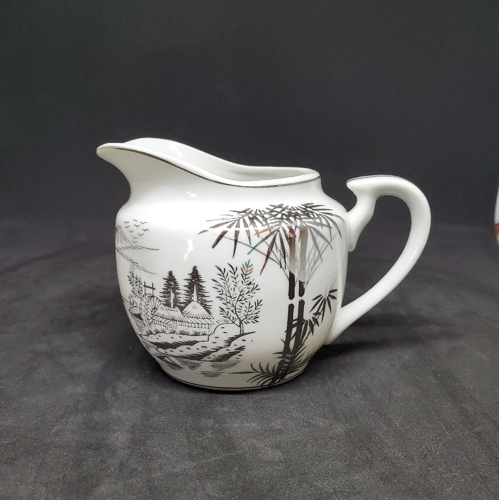 Kutani KUT66 Platinum Bamboo Creamer